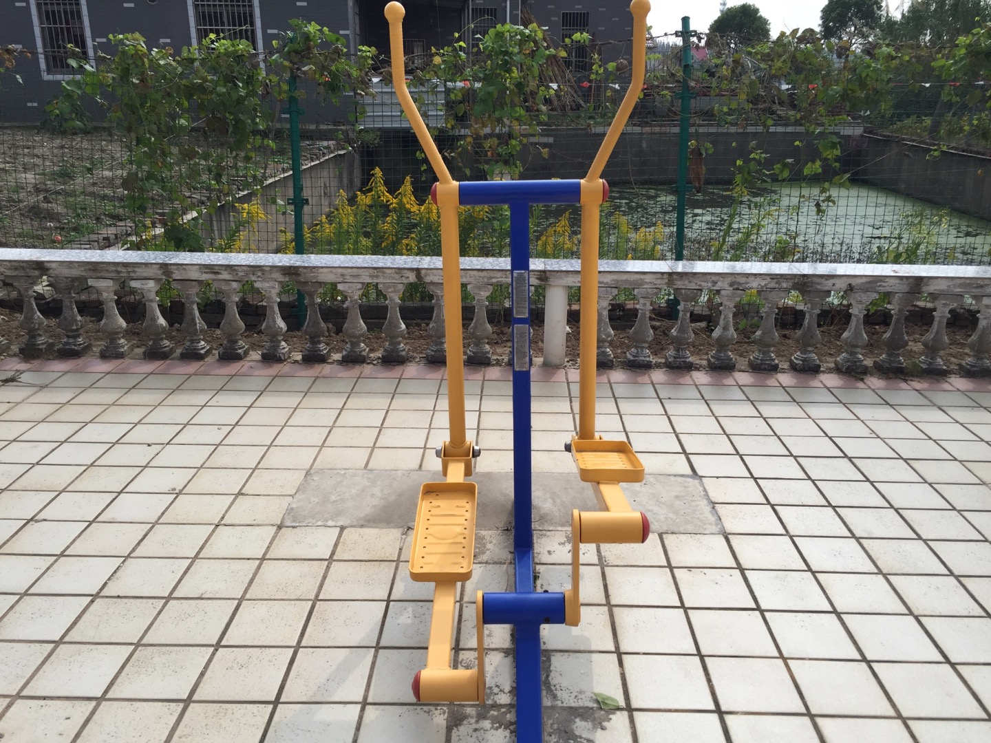 室外椭圆机