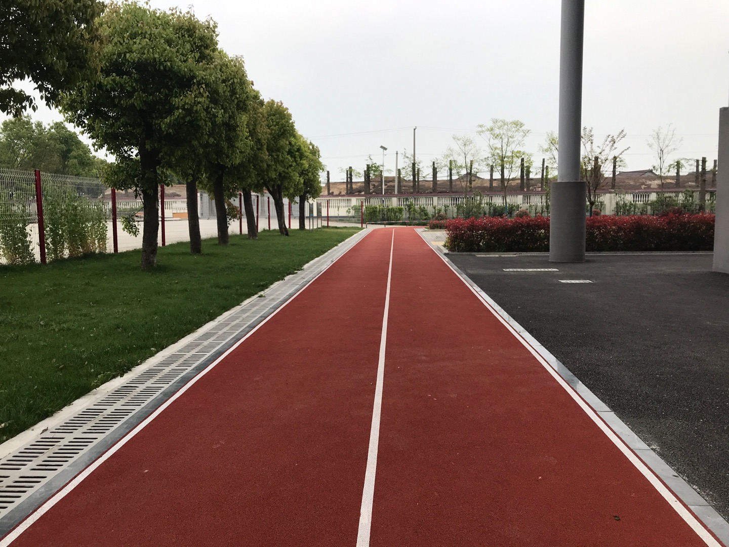 金泽镇商榻社区健身步道