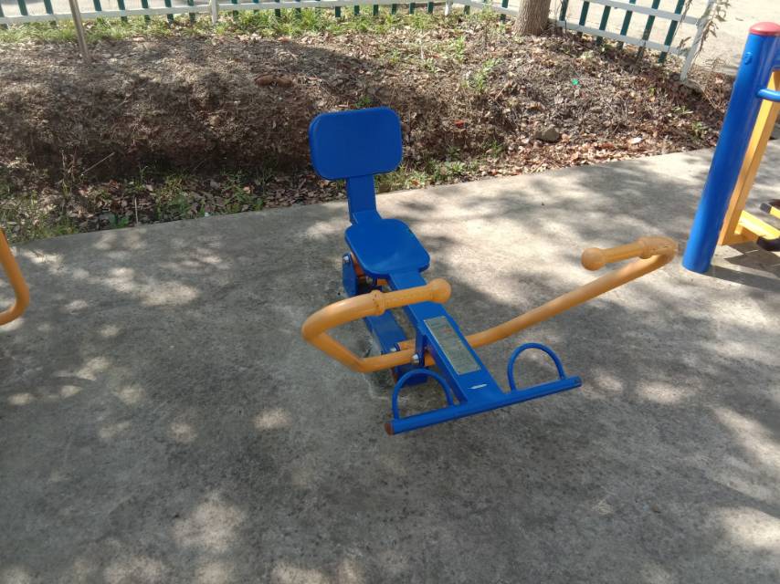 划船器