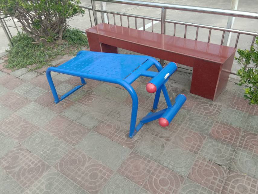 仰卧起坐板