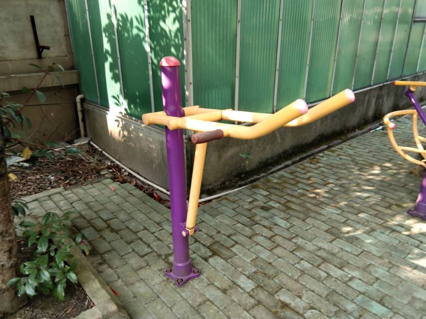 上肢锻炼器