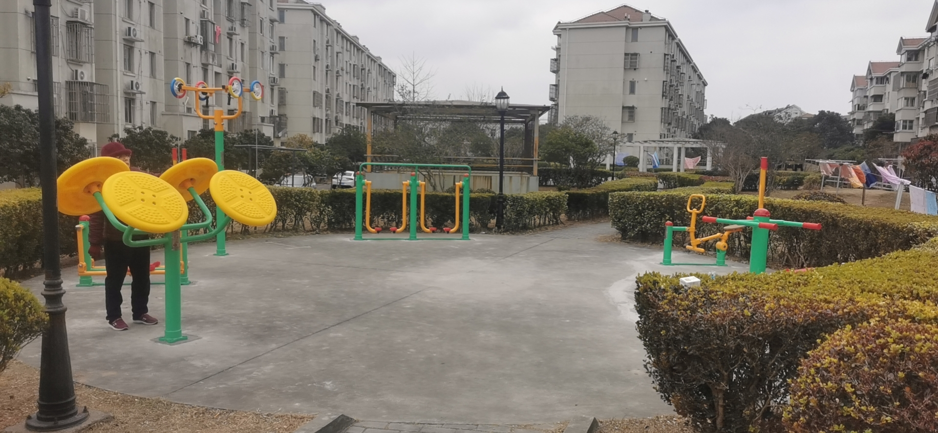 晴川佳苑小区健身点