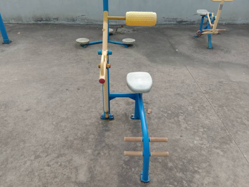 腹背锻炼器