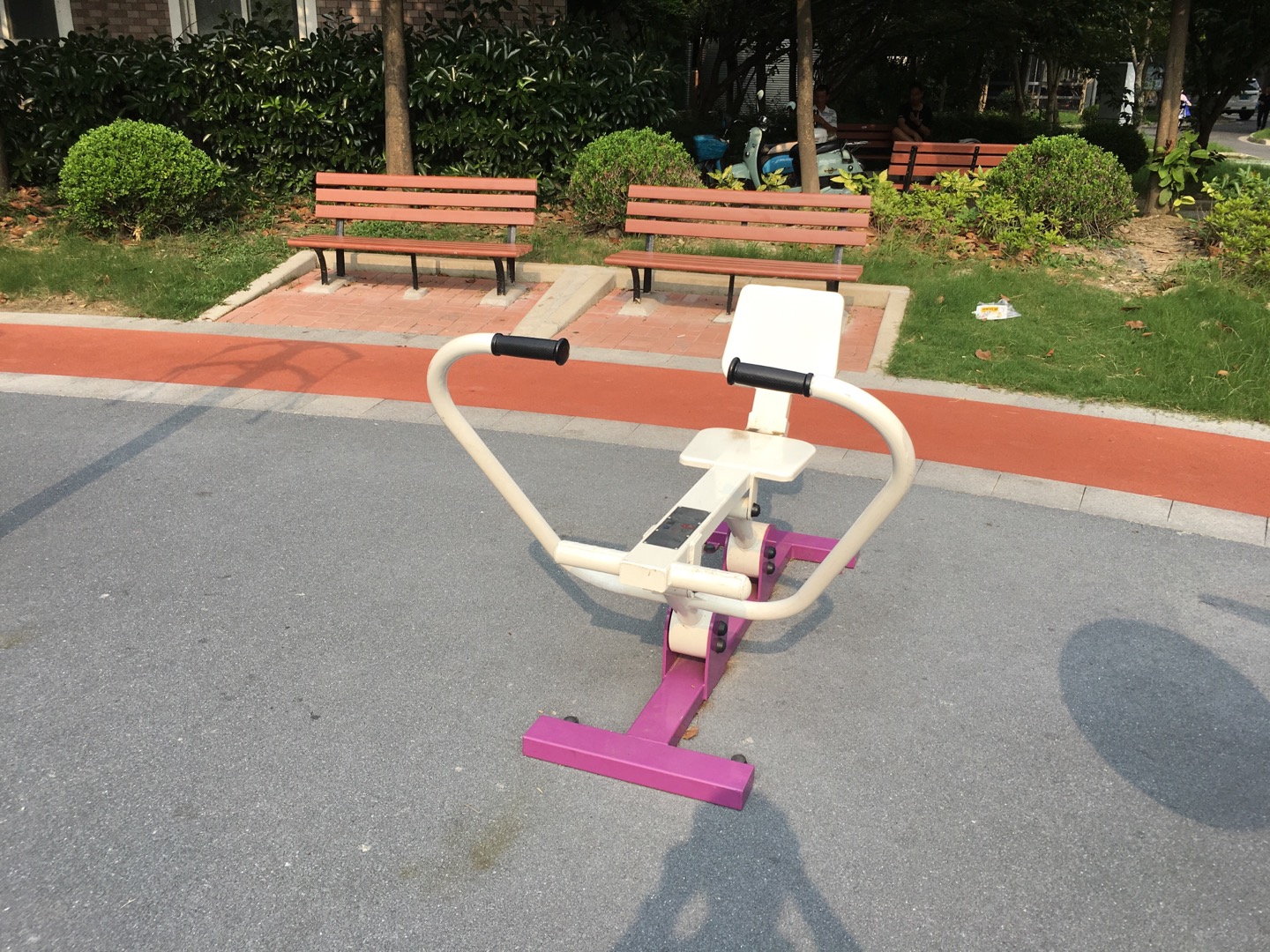 划船器
