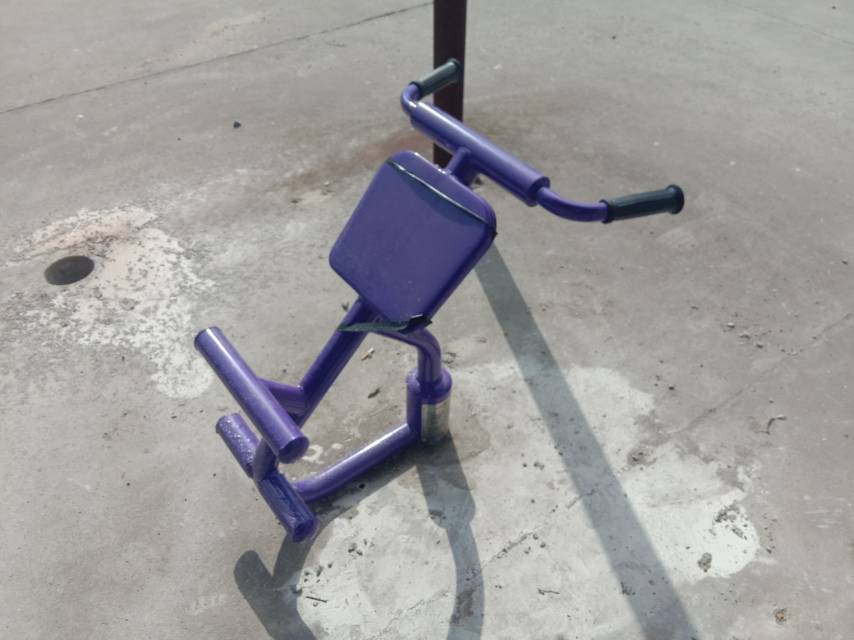 背肌训练器