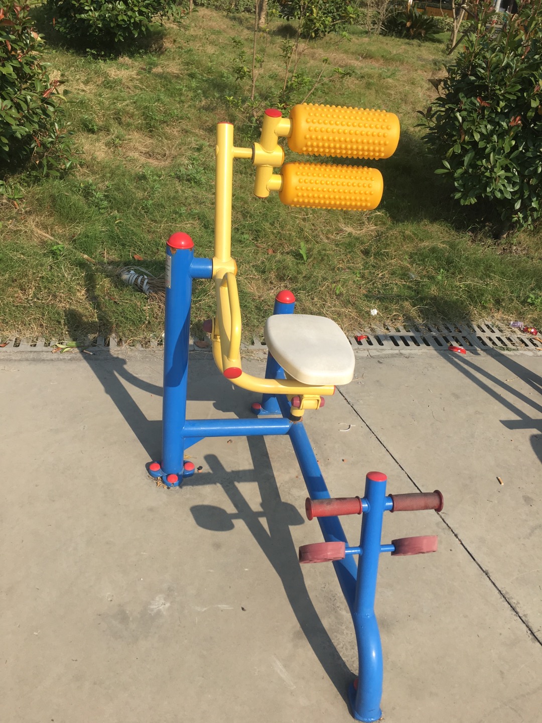 自重腹背锻炼器