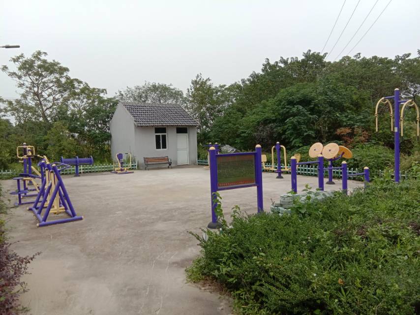 堡镇四滧村14队健身点