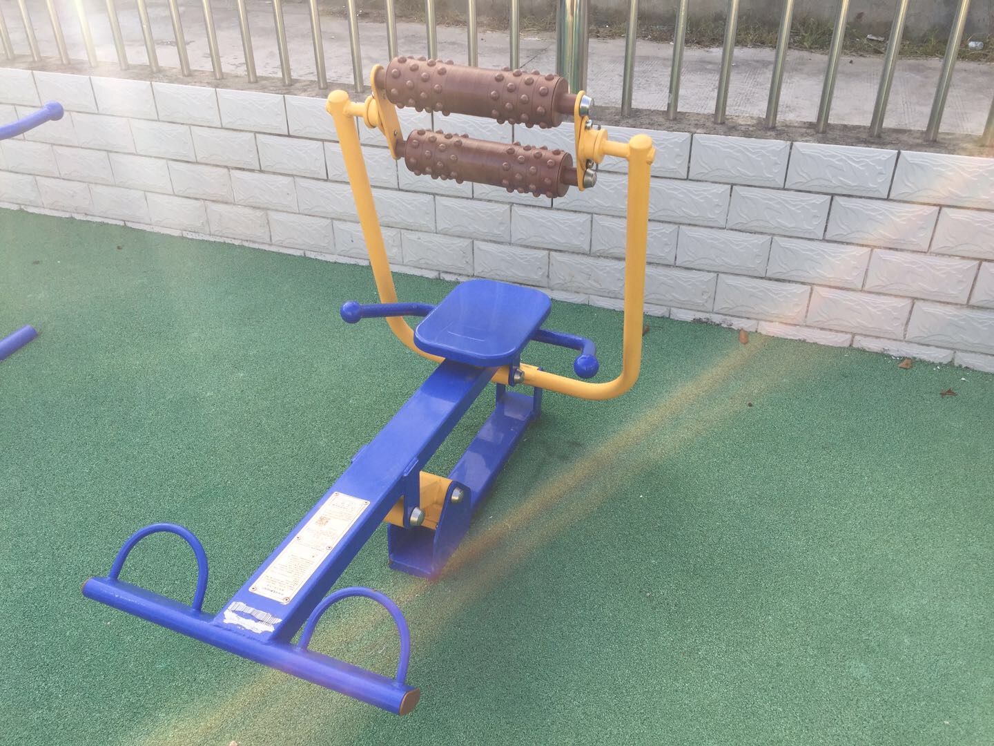 腹背屈伸训练器
