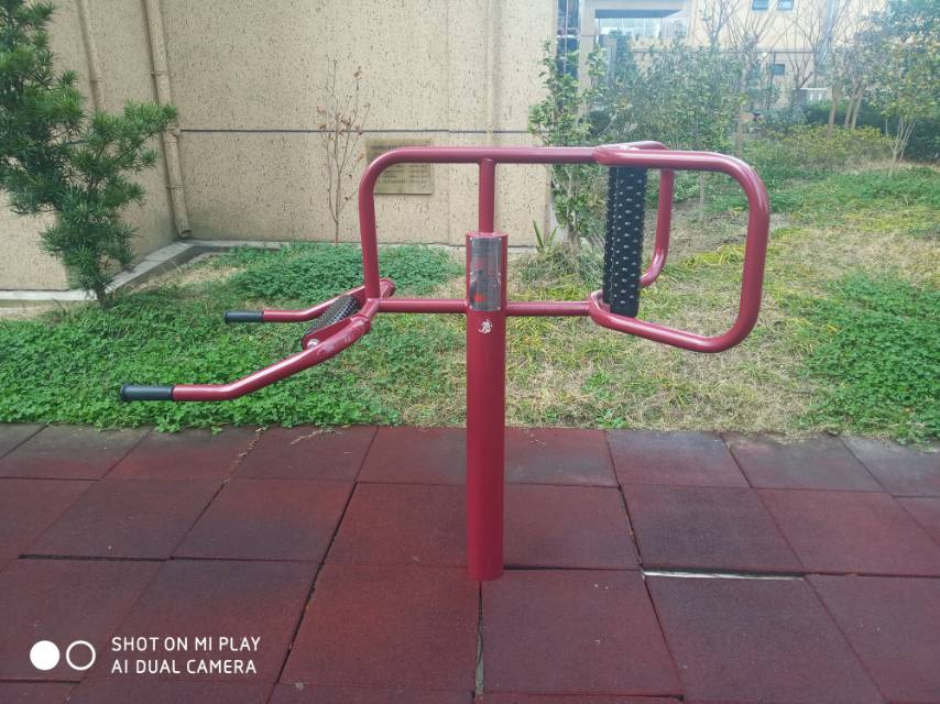腰背按摩器