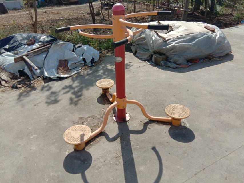 扭腰器