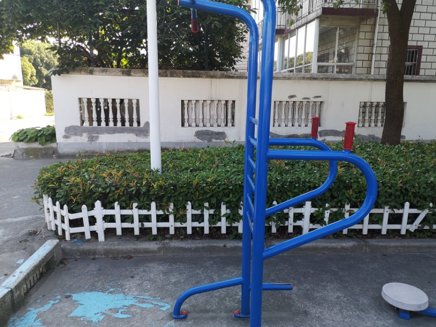 多功能锻炼器