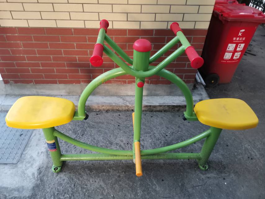 下肢康复器