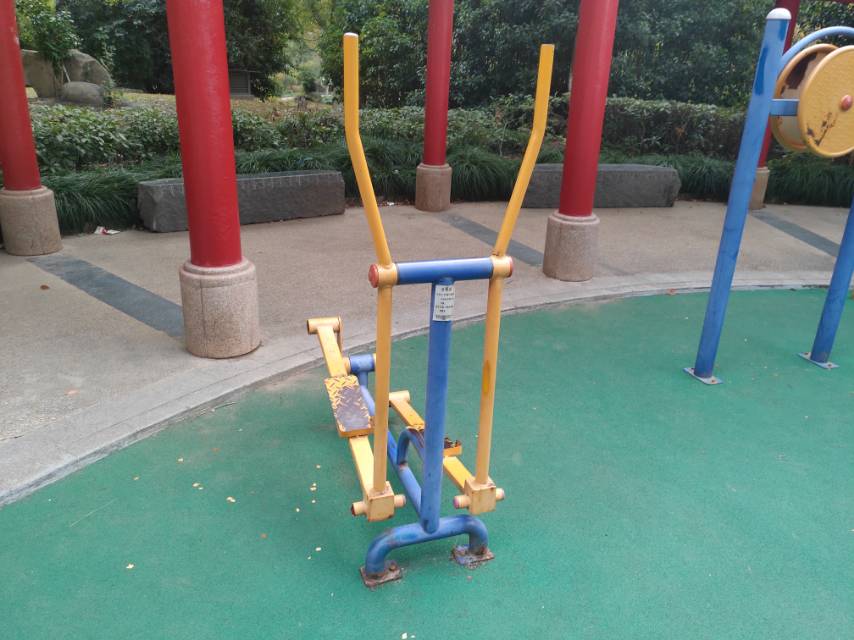 滑雪器