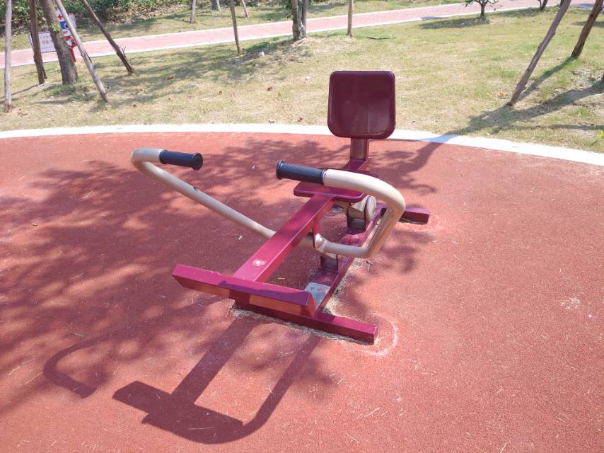 划船器