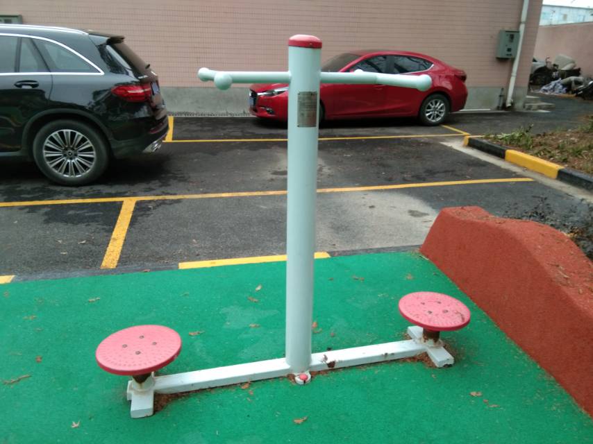 双位扭腰器