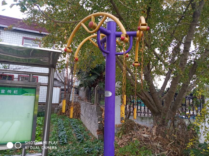 牵引器