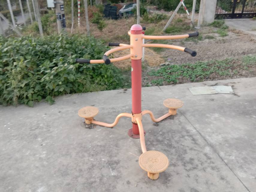 扭腰器
