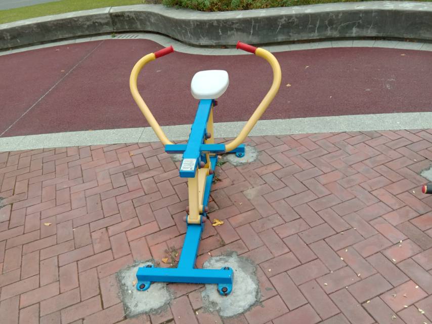 自重划船器