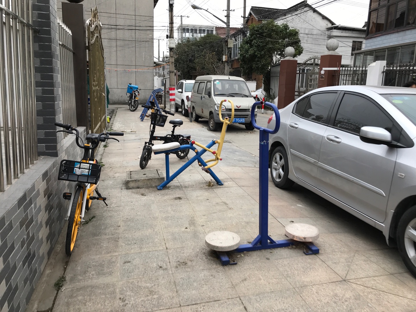 黎明村二队健身点