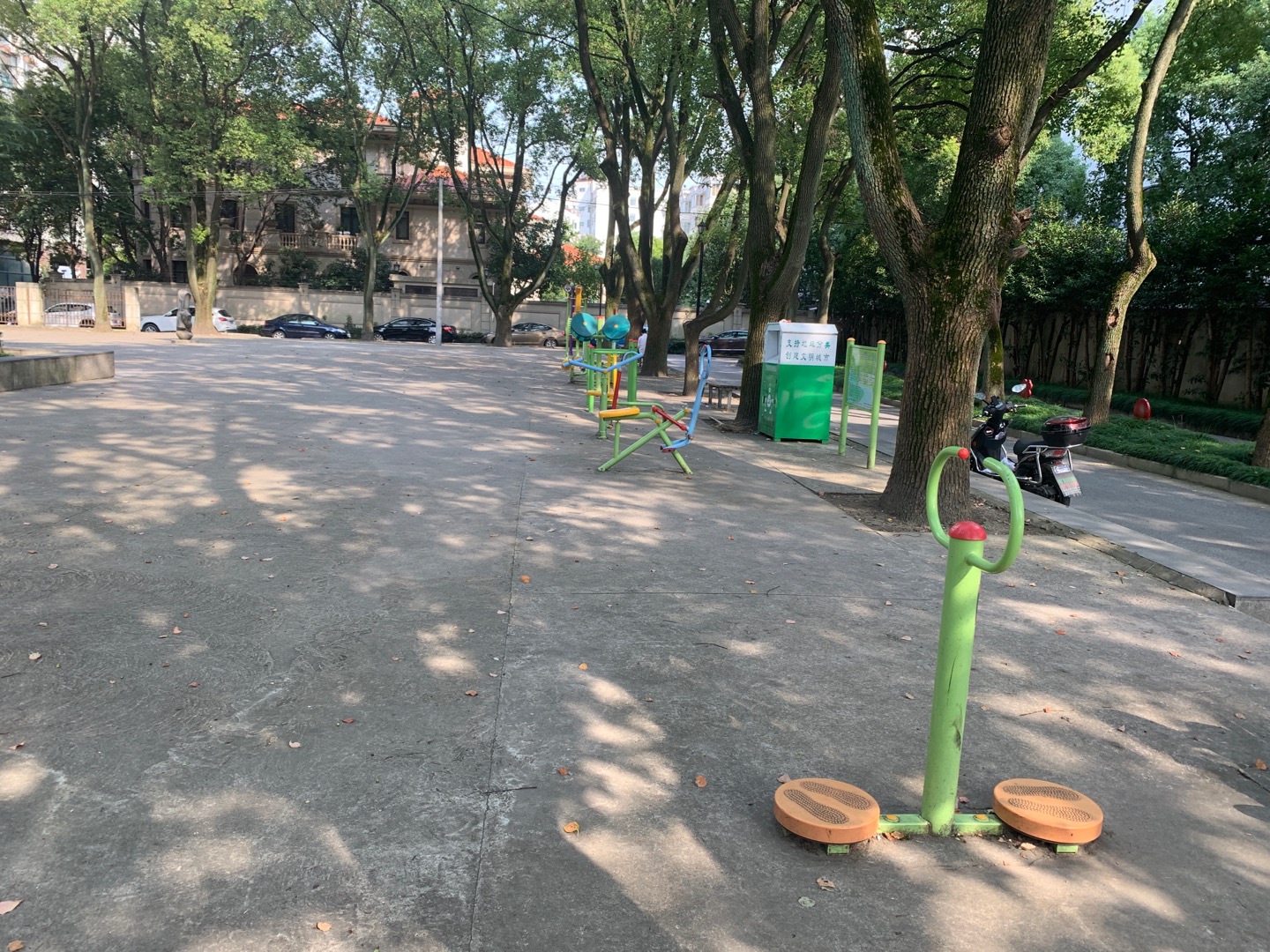 平桥乐莫苑健身点