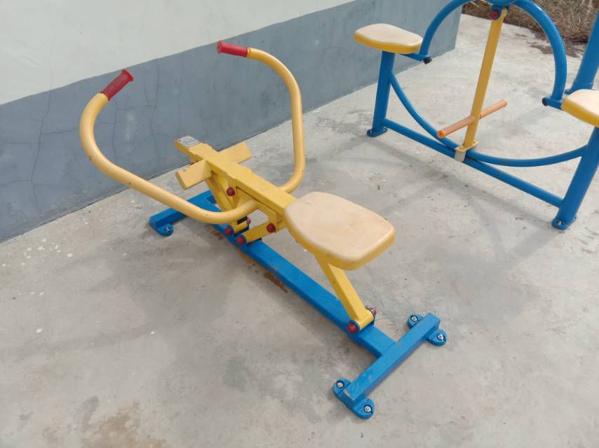 自重划船器