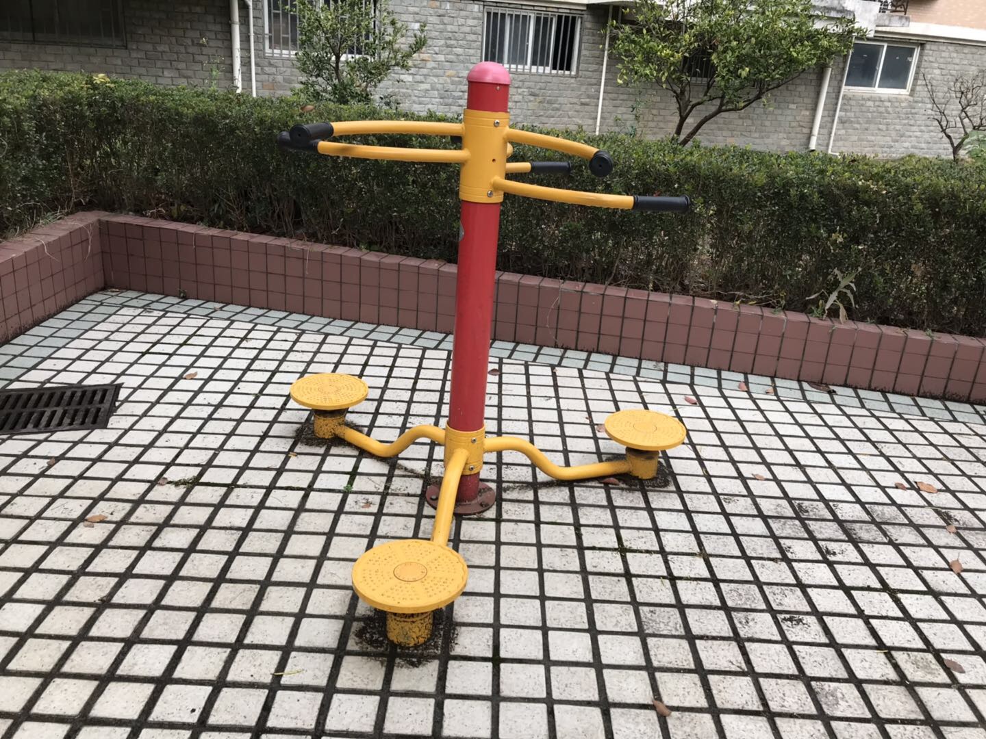 扭腰器