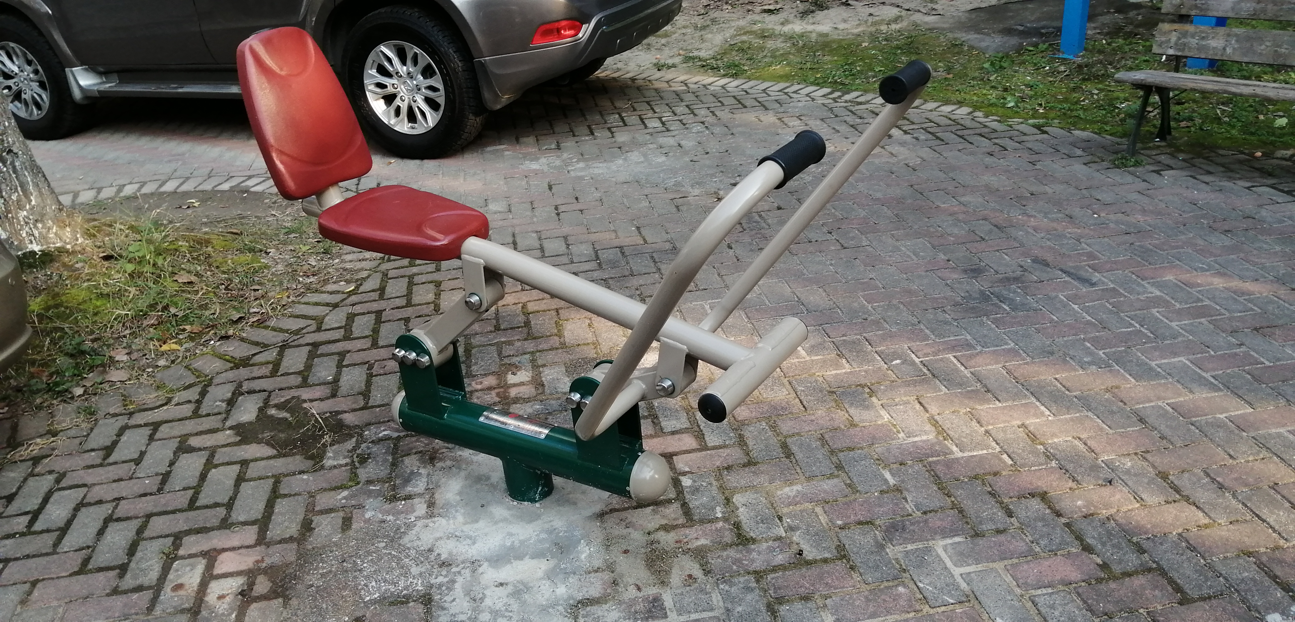 划船器
