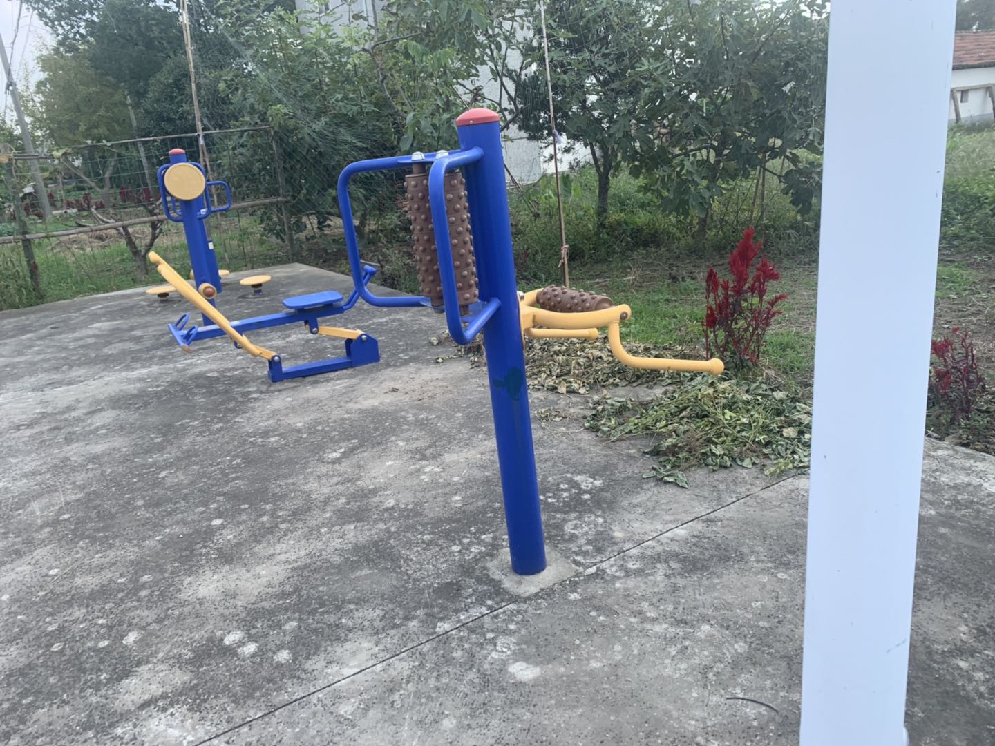 腰背按摩器
