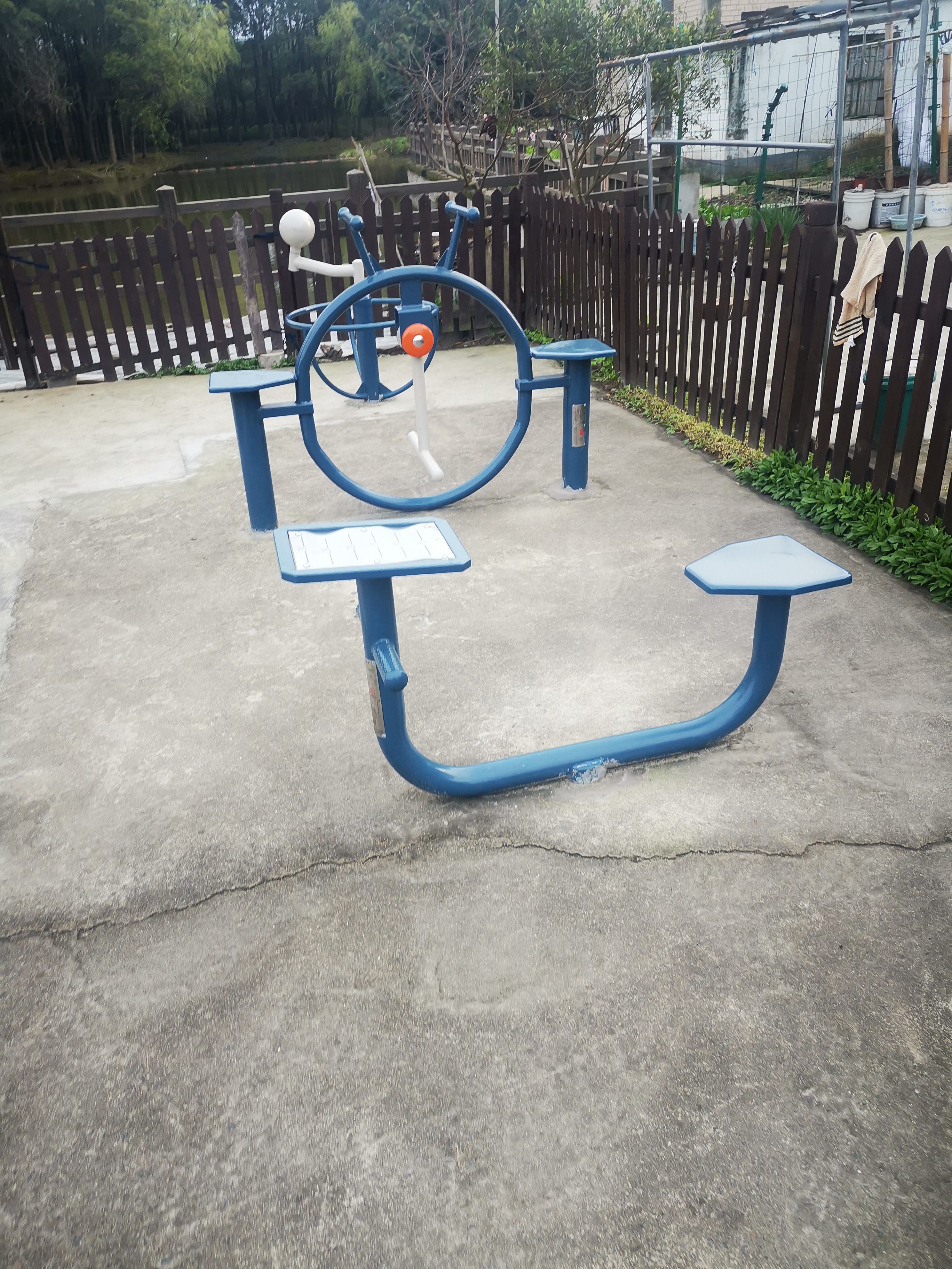 柔韧训练器