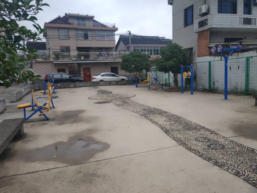 白鹤村健身点