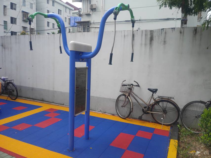 双立柱牵引器