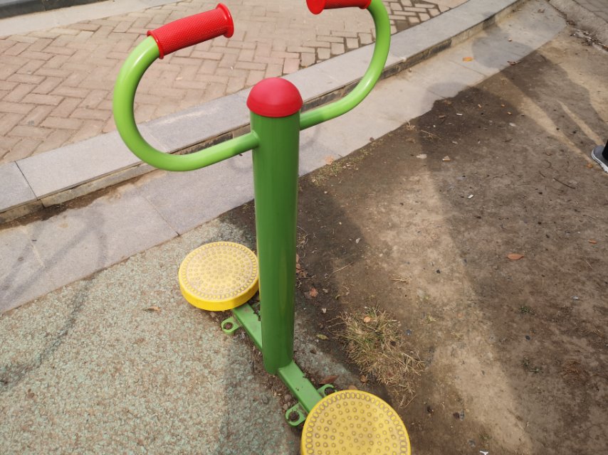 扭腰器