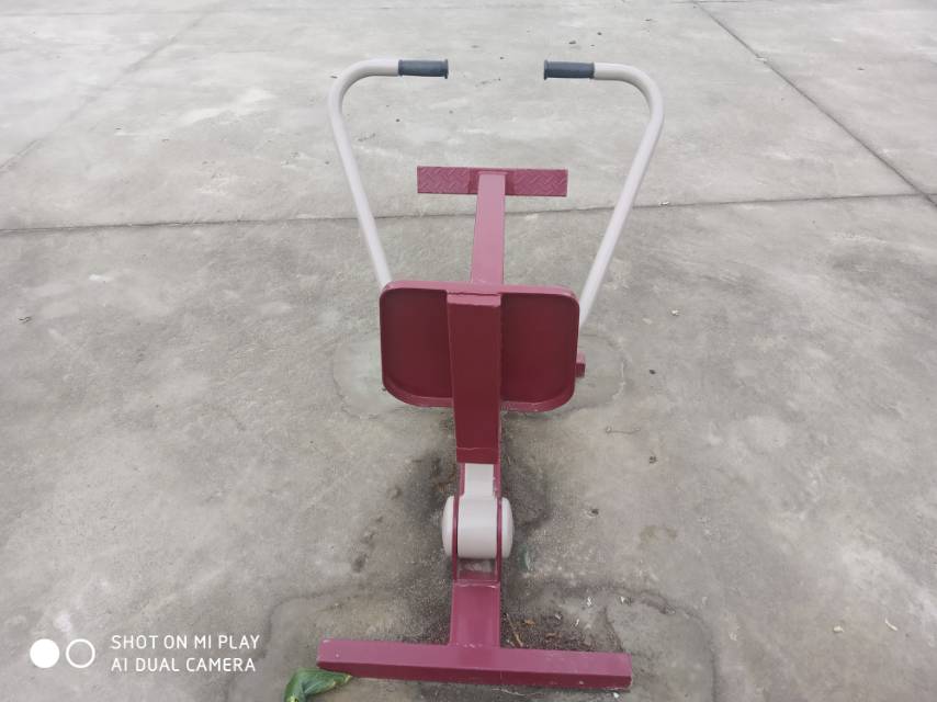 划船器