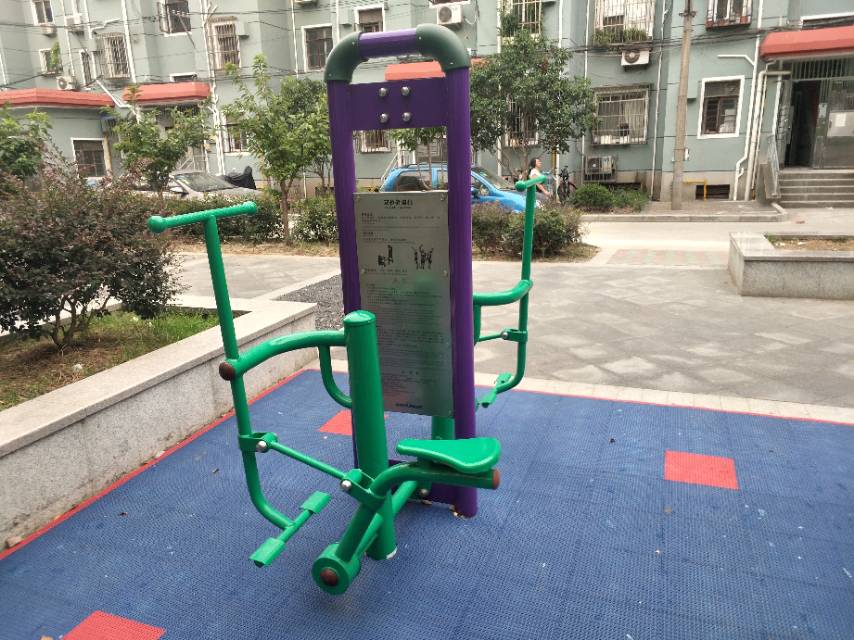 双位健骑机