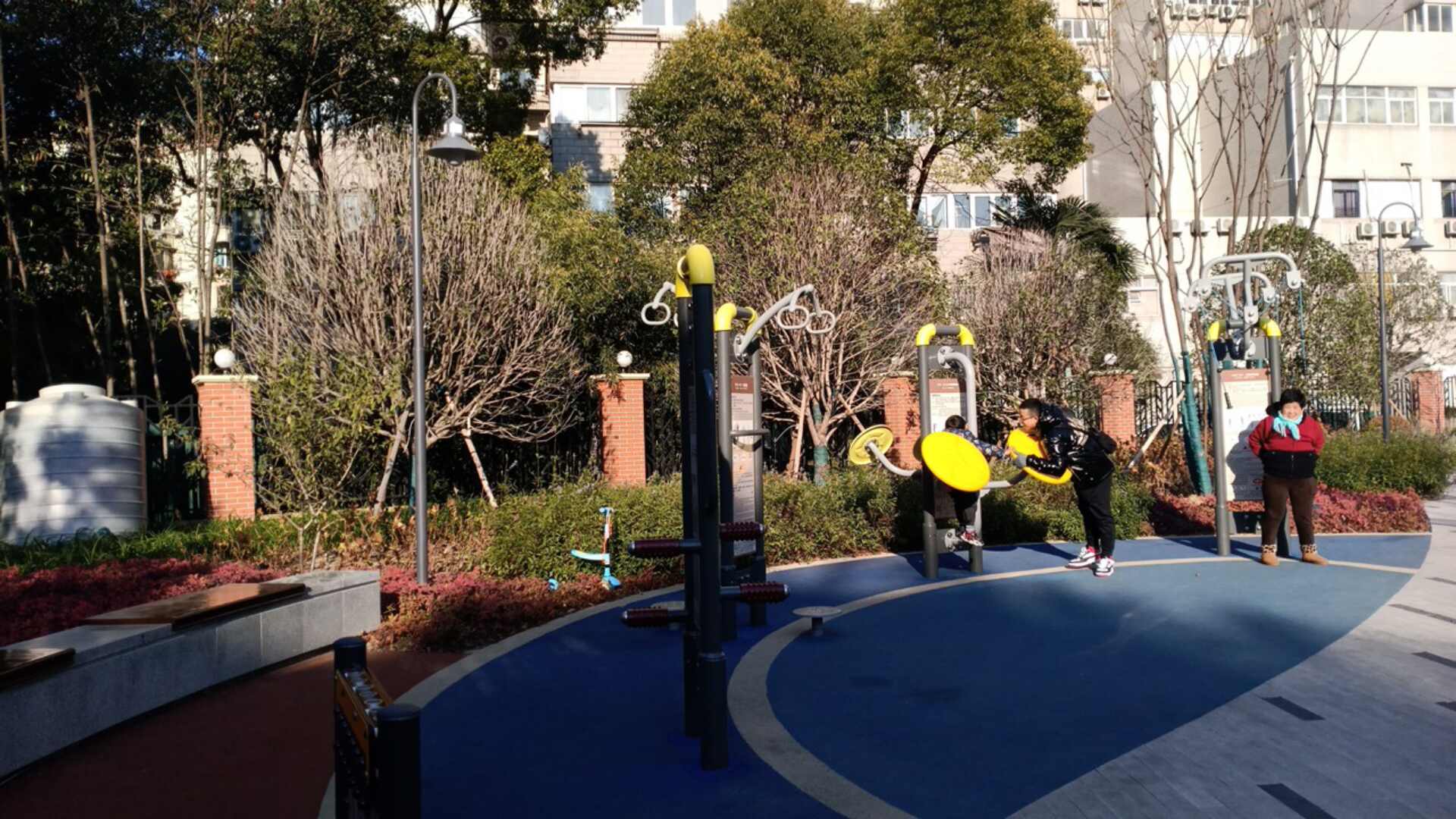 新会绿地市民益智健身苑点