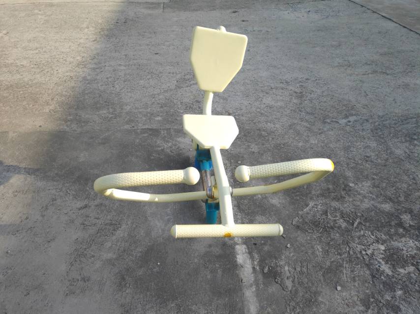 划船器