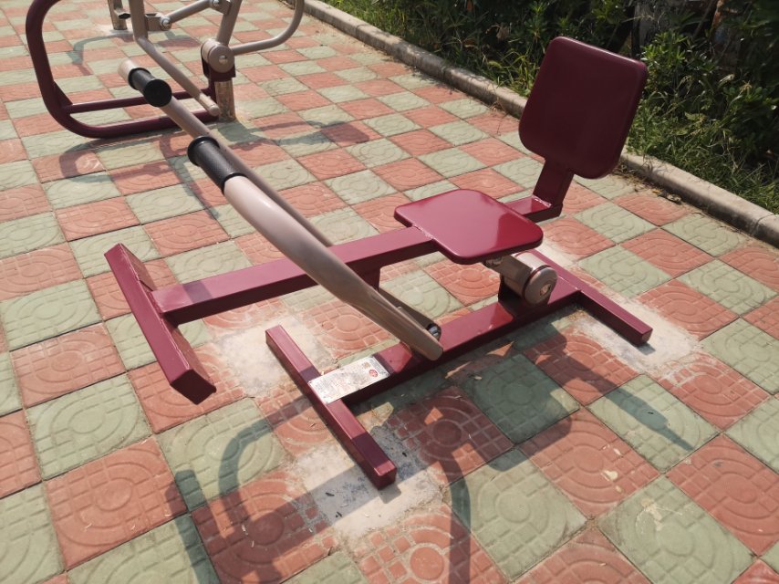 划船器