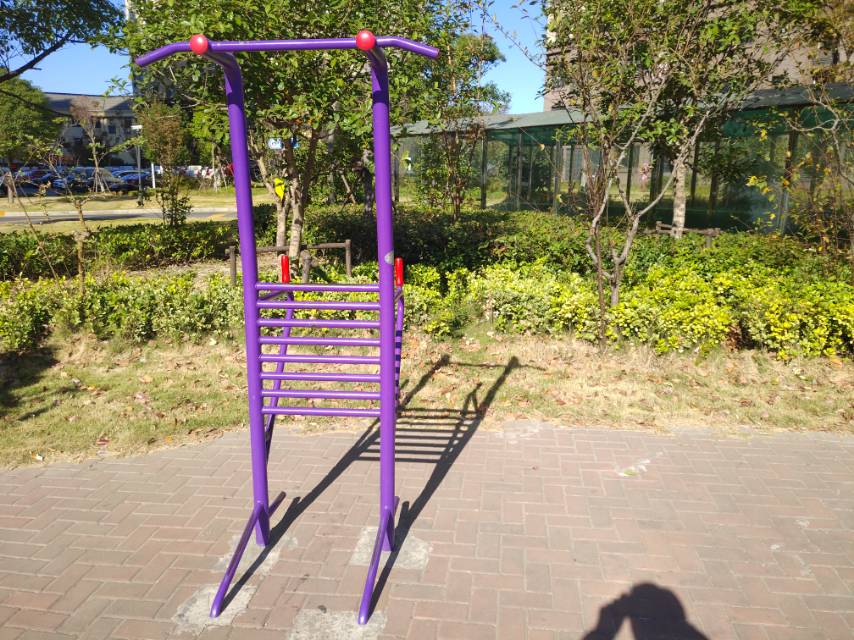 多功能锻炼器