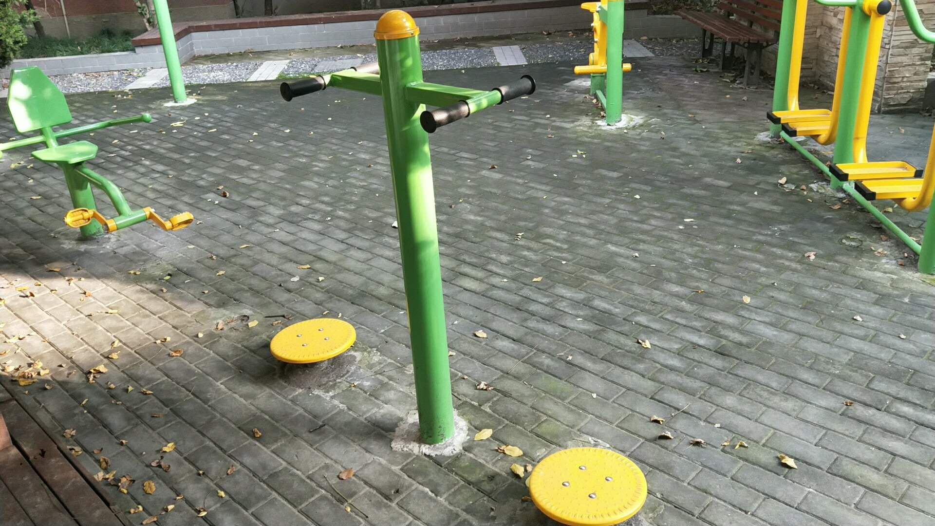 扭腰器