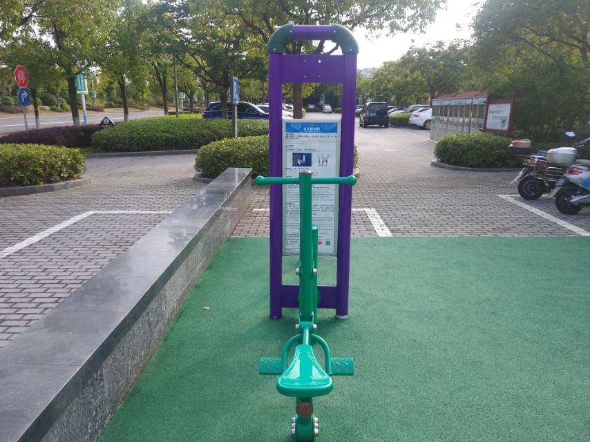 双位健骑机