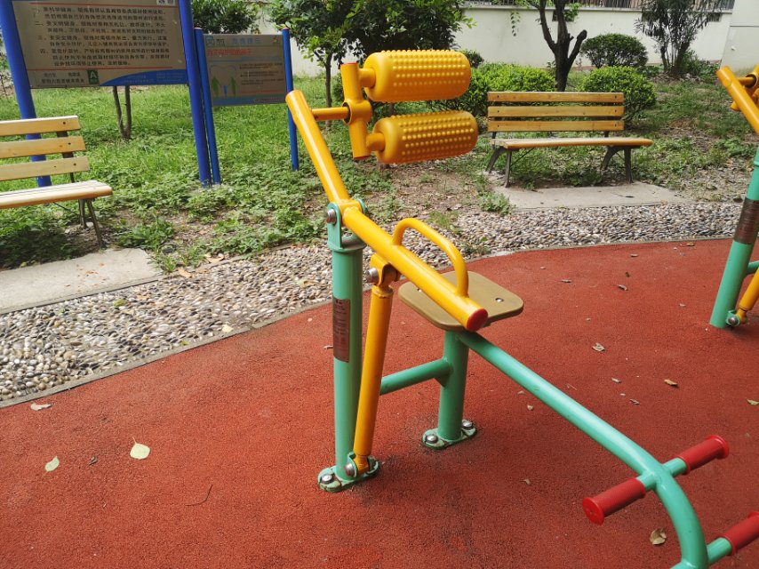 腹背锻炼器