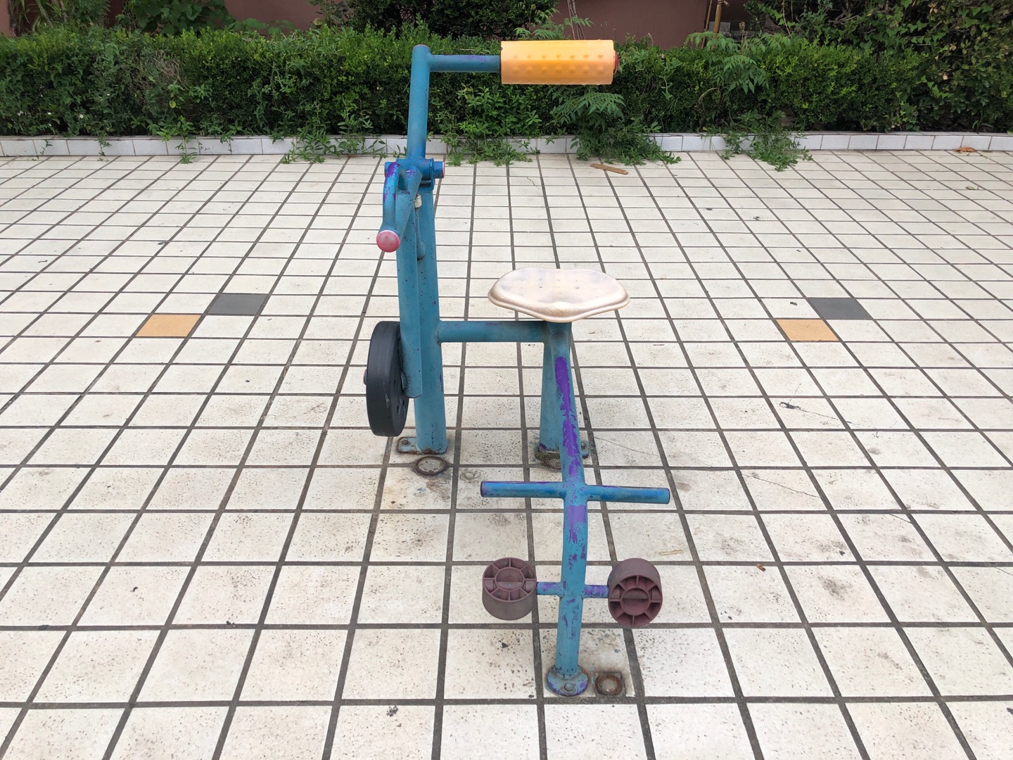 腹背锻炼器