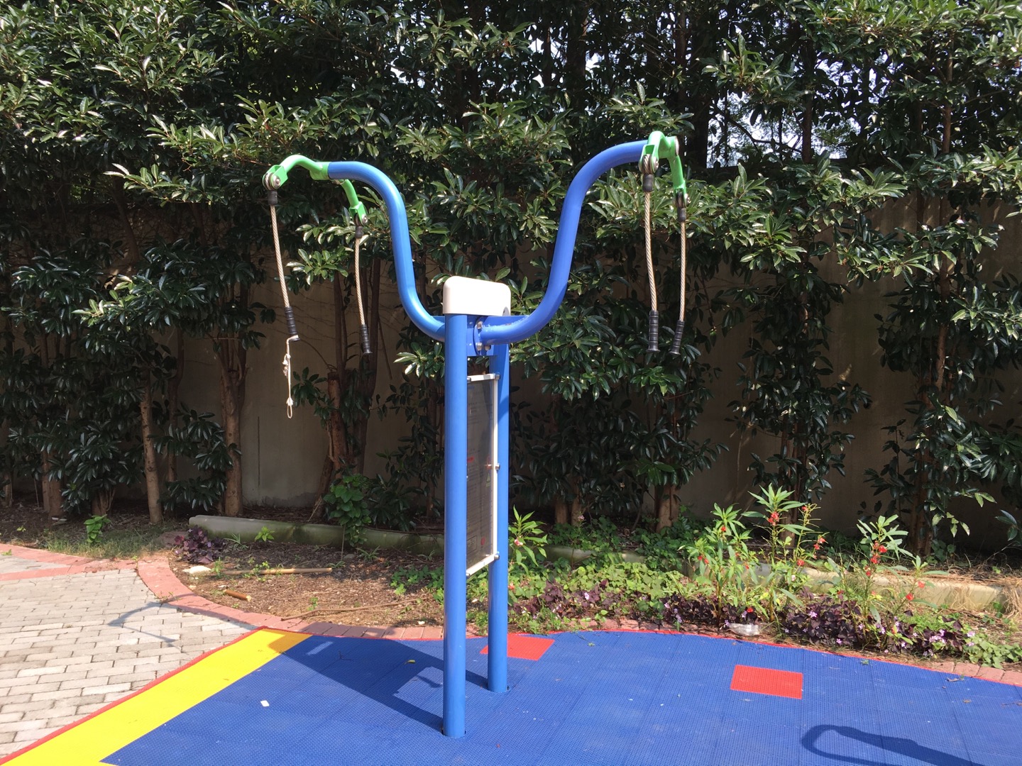 双立柱牵引器