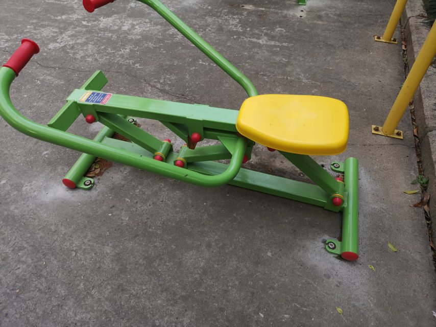 划船器