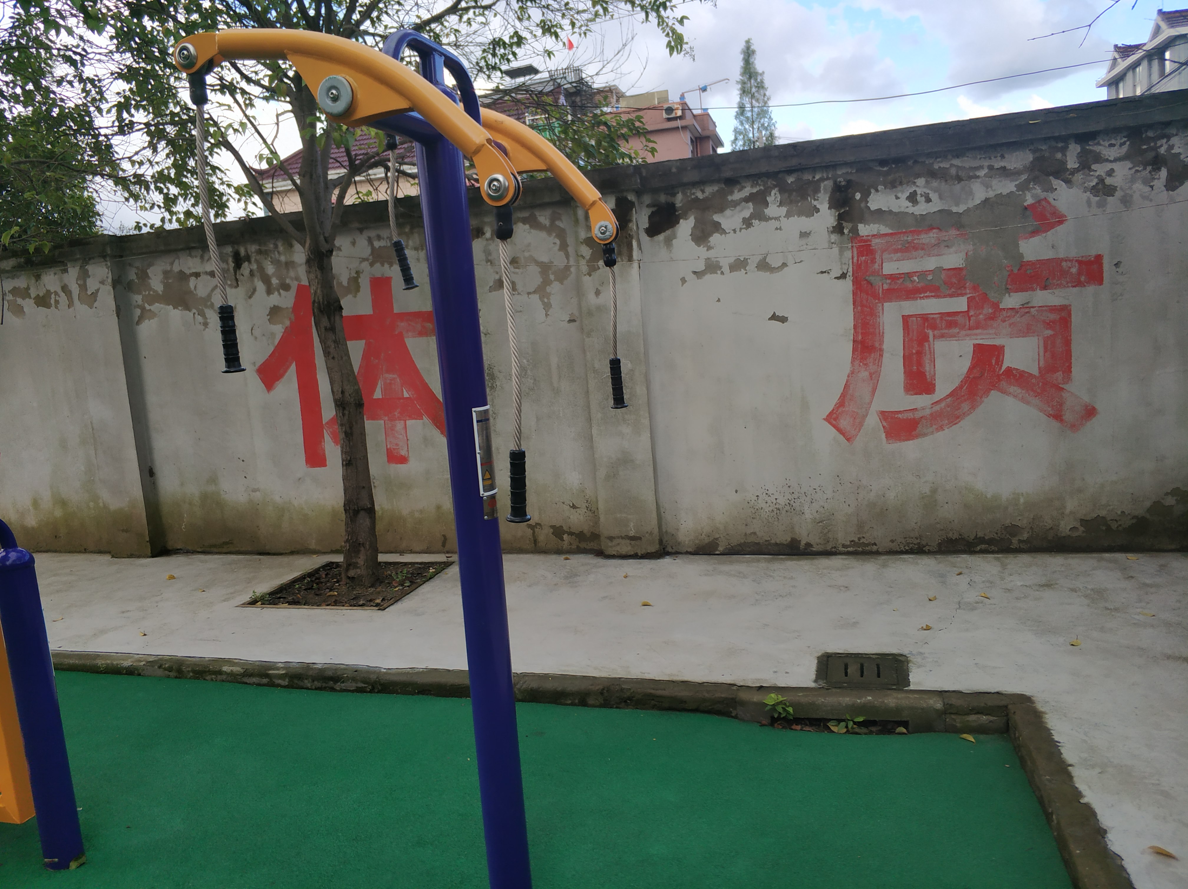 牵引器