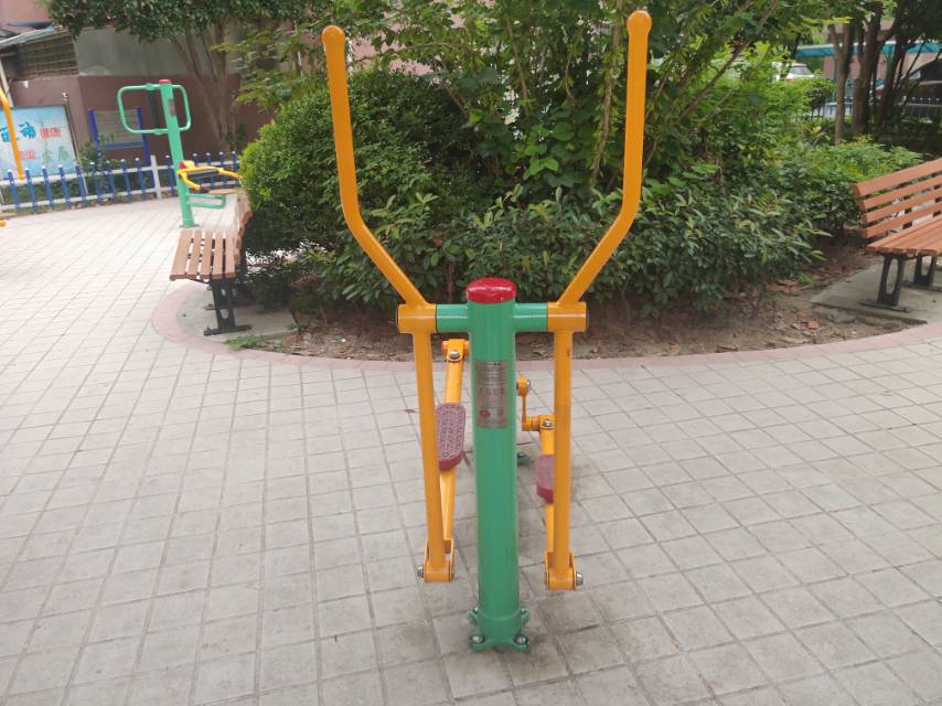 椭圆机