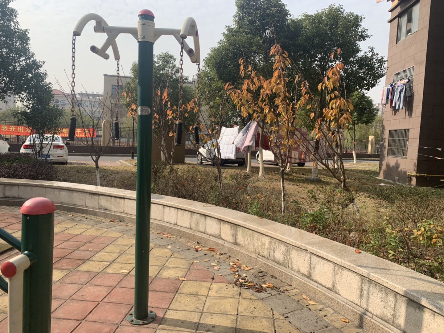 牵引器