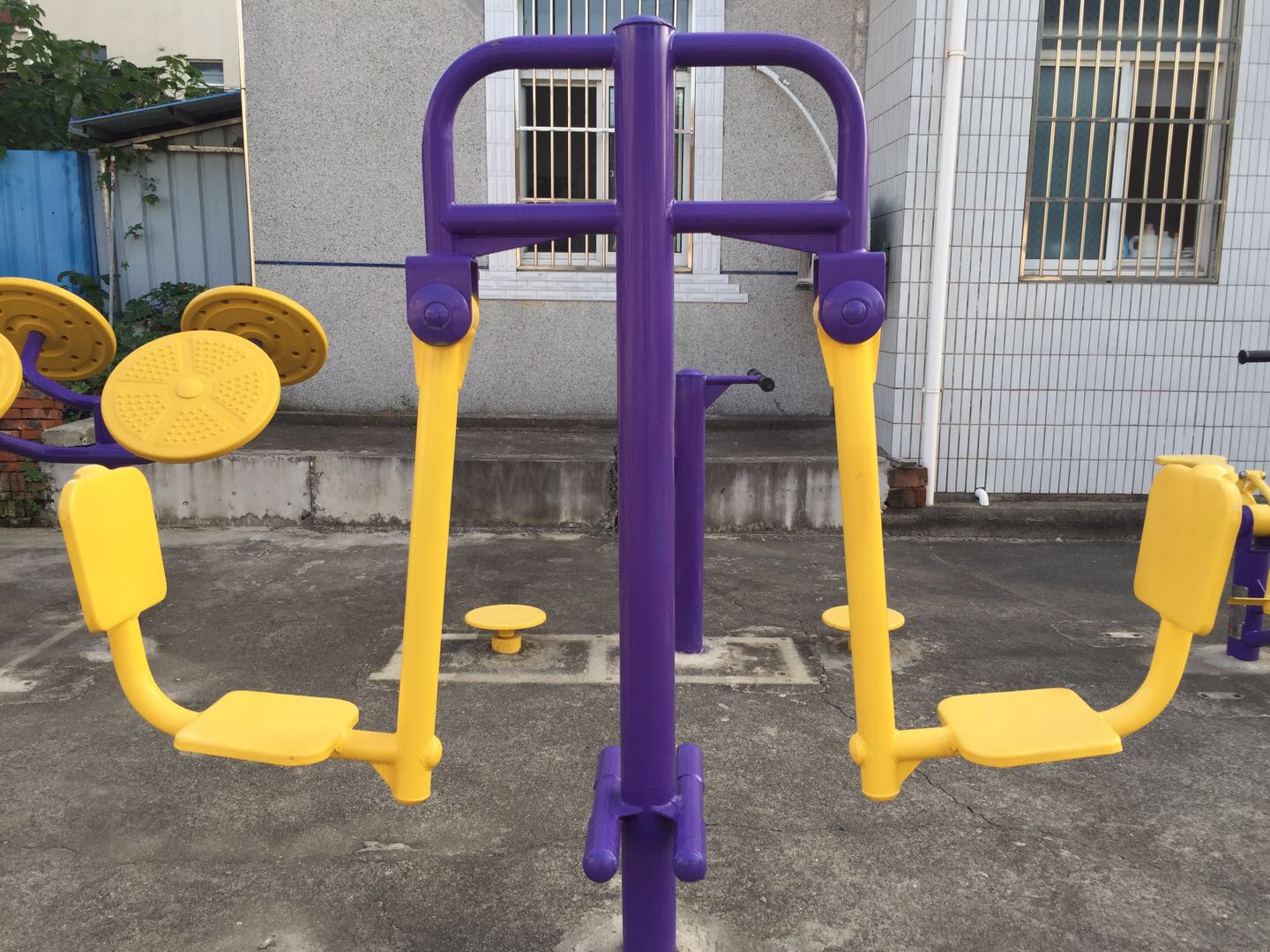 双位蹬力器