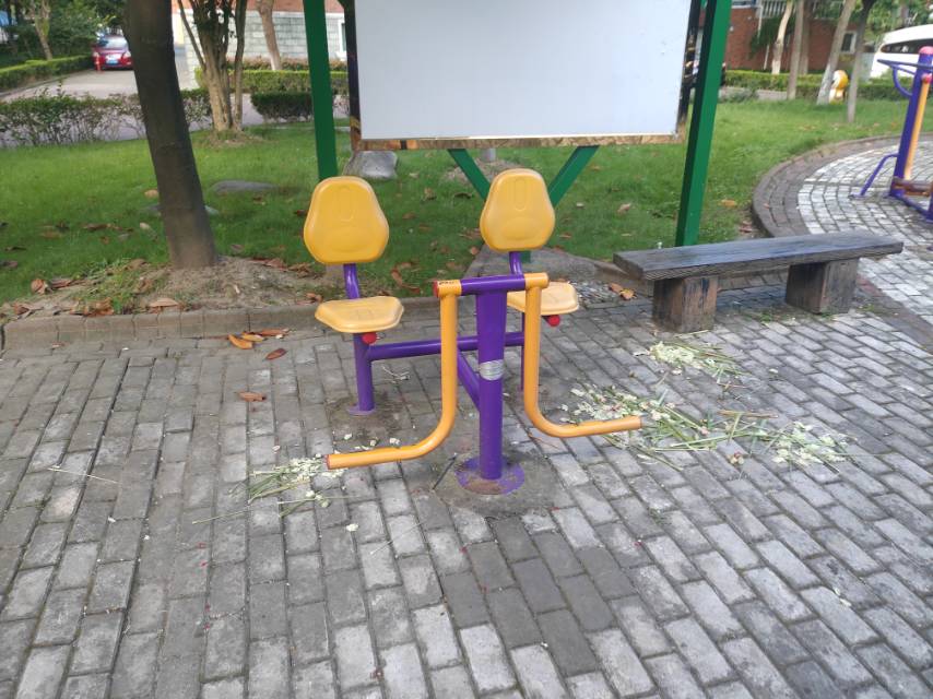 下肢摇摆器