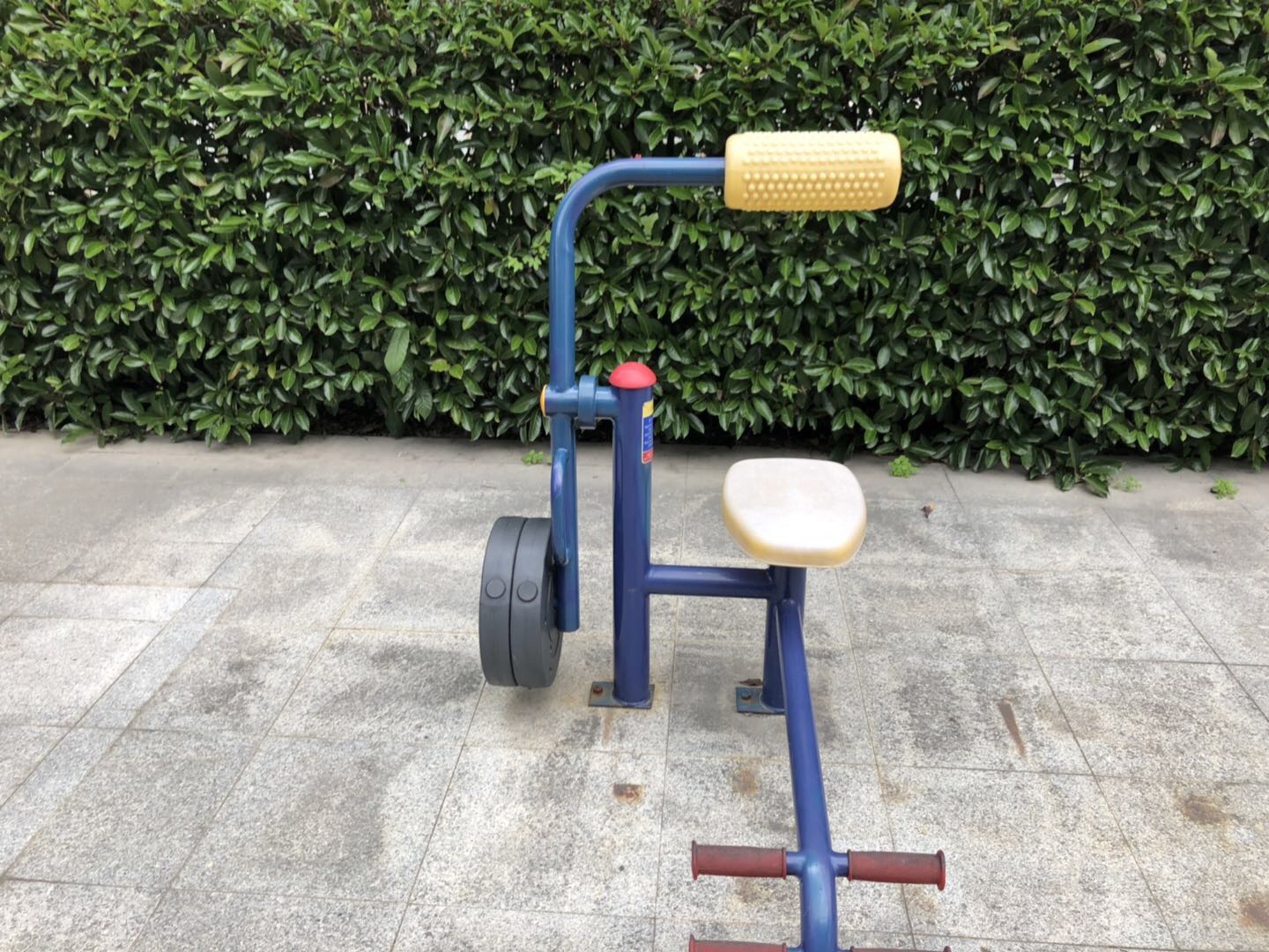 腹背锻炼器